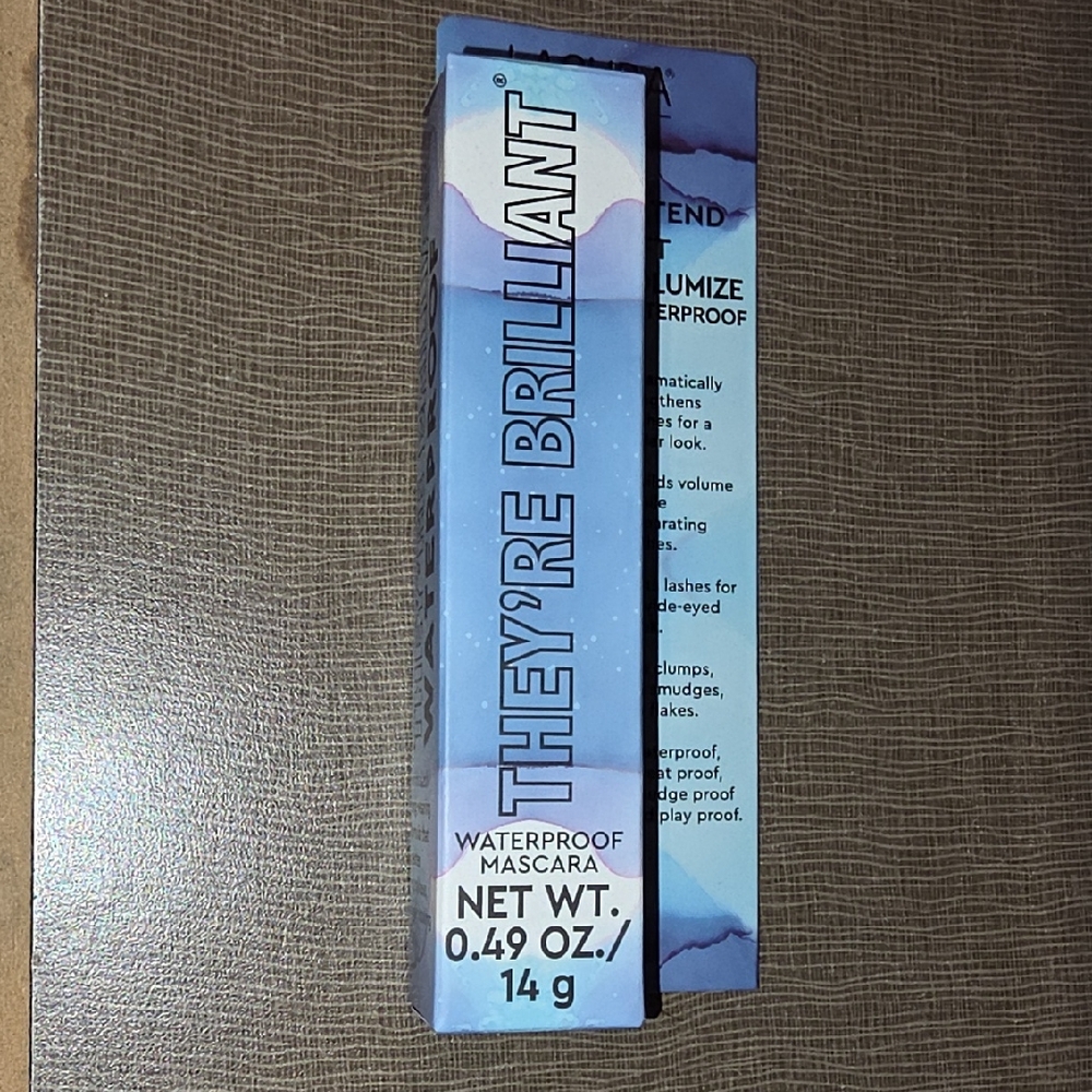 They're Brilliant Volumizing Mascara